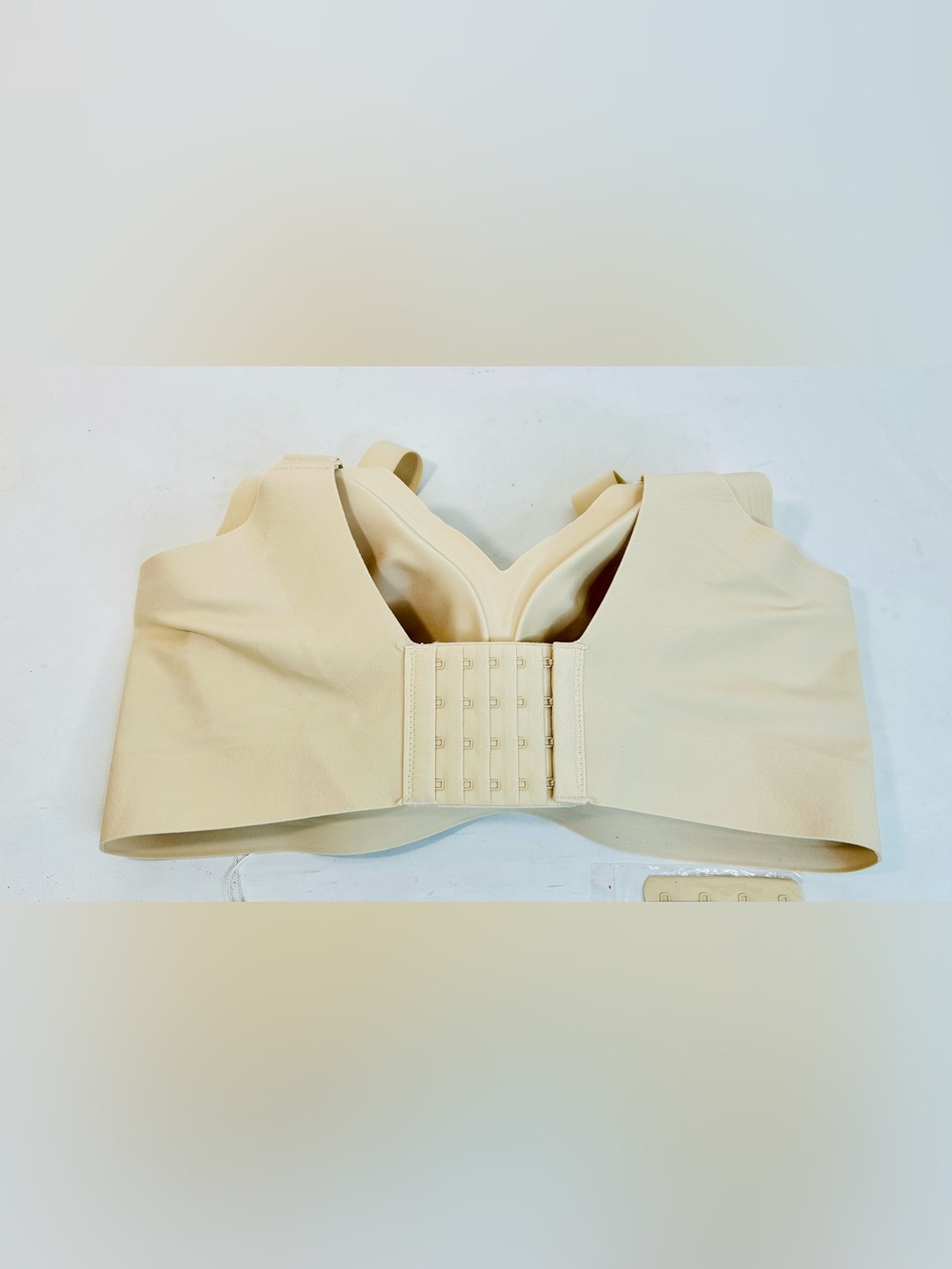 NEW LetsJoli Jelly Bra Nude size XL, Plus Size
Supportive No Underwire Bra - Picture 13 of 14